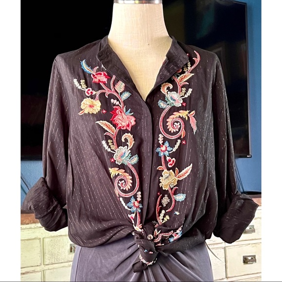 Johnny Was Esme Embroidered Shirt XS - Picture 2 of 16
